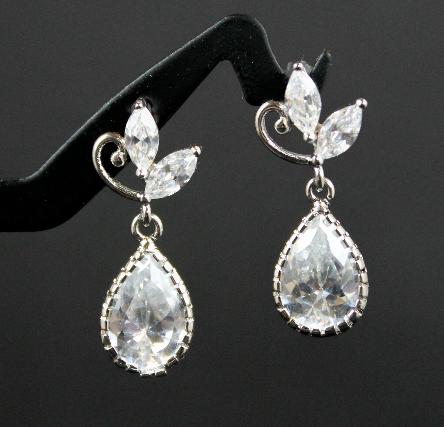 Bridal Earrings, Wedding Jewelry,  Drop Earrings, Maid Of Honor Gift, Bridesmaid Gifts, Cubic Zirconia Post Earrings