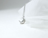 Simple chubby crescent moon Necklace - S2233-1