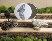 Barn Owl pocket mirror 3.5" - Feathered Flight