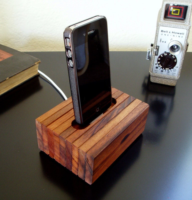 iPhone 4, 4S Cradle - Reclaimed Wood - iPhone Charger
