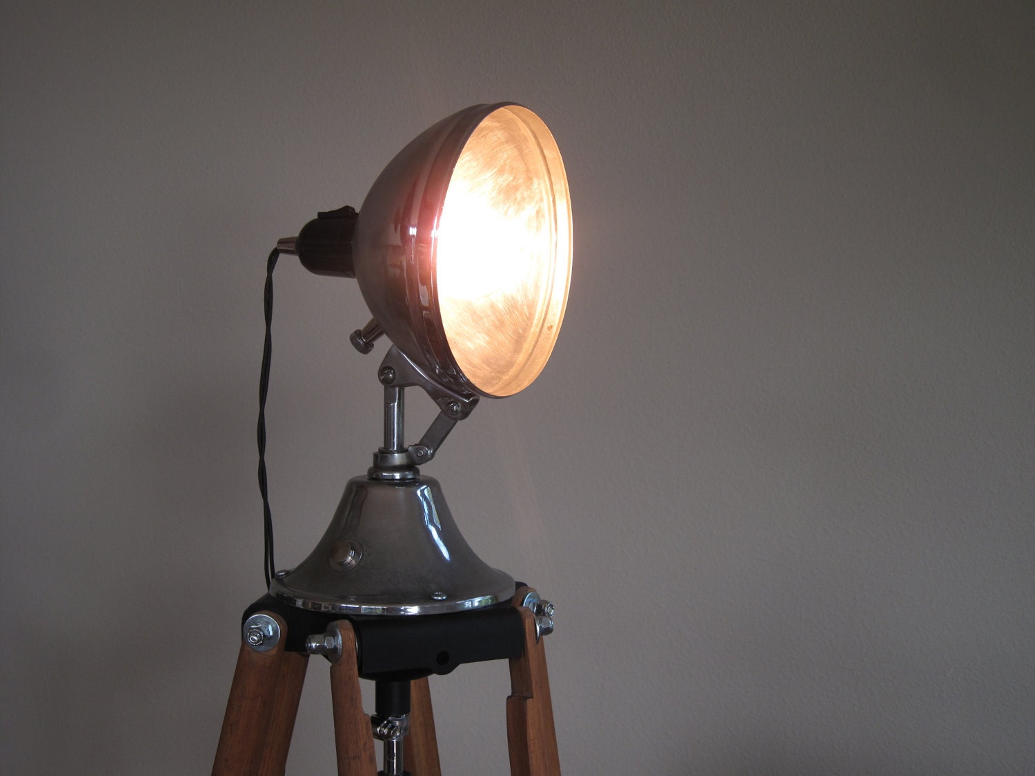 Tripod Floor Lamp - Spotlight