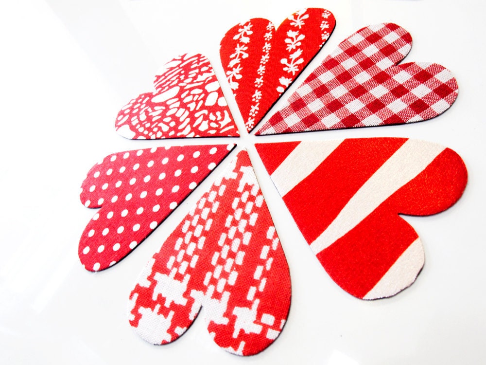 6 fabric heart magnets - red & white