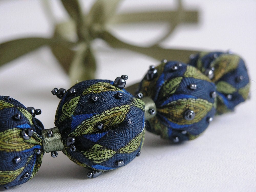 Silk Necklace Green Blue - Textile Jewelry - Fiber Gorget - Bubble Collar - OOAK Ready To Ship