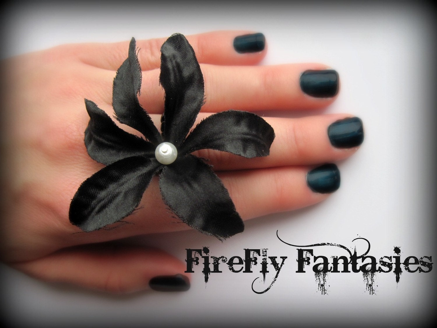 Dark Raven - Big Flower Costume Cocktail Ring with pearl center