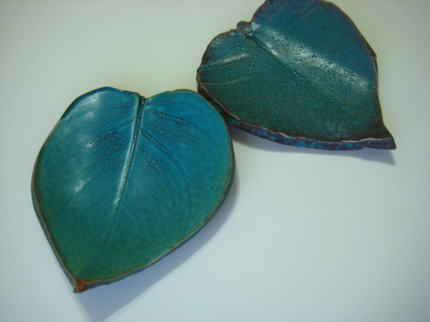 Turquoise Pottery Leaf Soap Dish