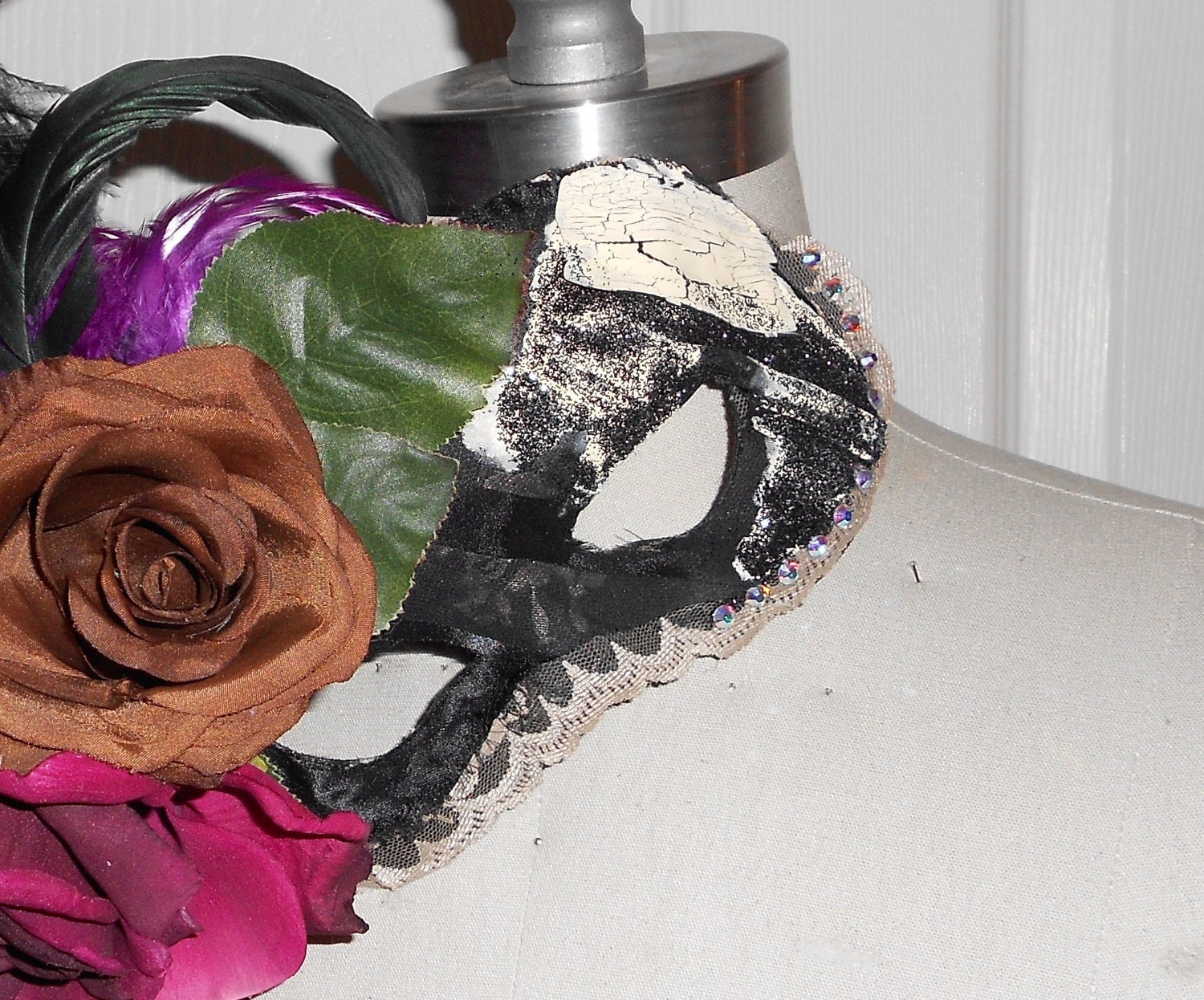 Handmade Masquerade Mask: "Darya"