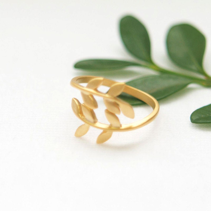 Gold leaf ring