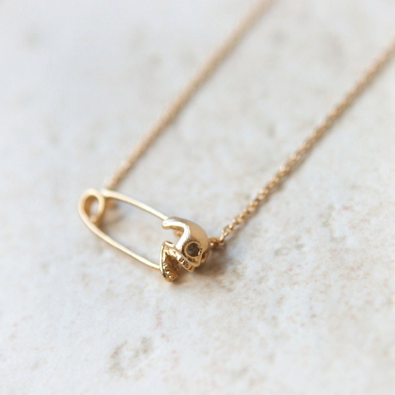 Safety Pin with Skull necklace