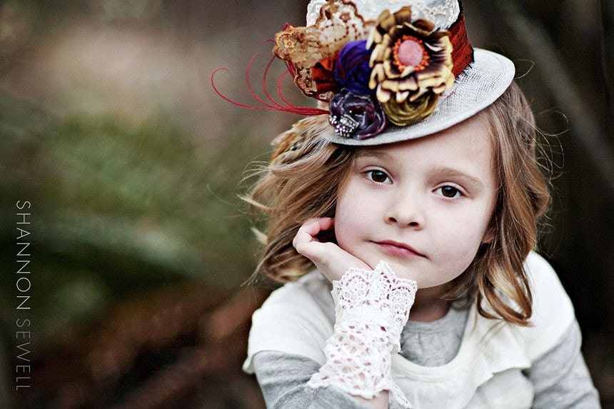 Jewel of the Nile  Mini Hat Fascinator, Indie, bridesmaids, photo prop, special occasion - Derby hat