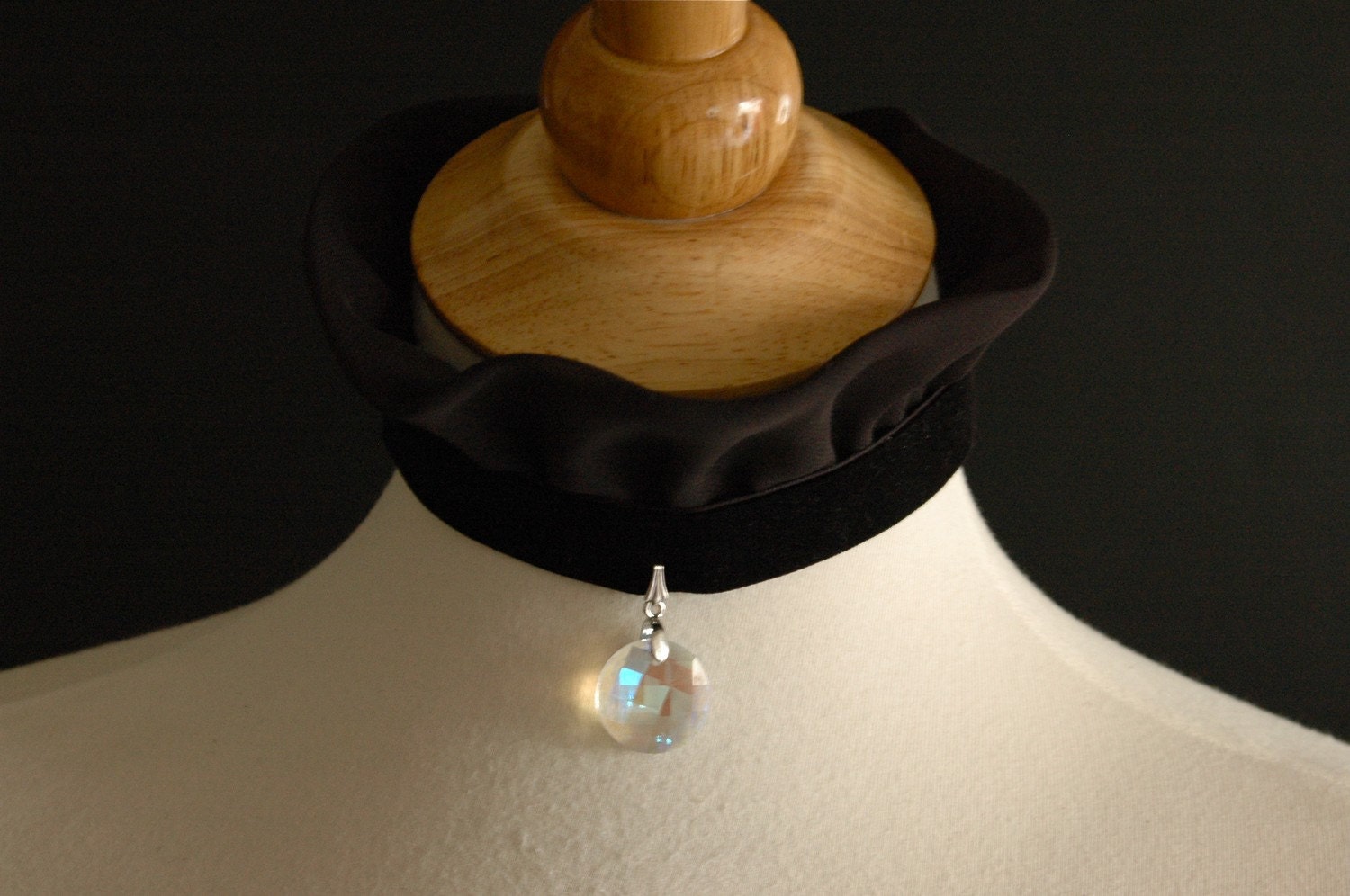Crystal Black choker, Black Velvet Collar. Fabric Jewelry necklace w crystal. MIDNIGHT SPARKLE.