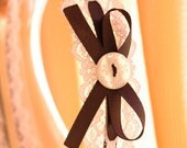 Headband Bow, black & white Lace, 1940's style. I LOVE PARIS.