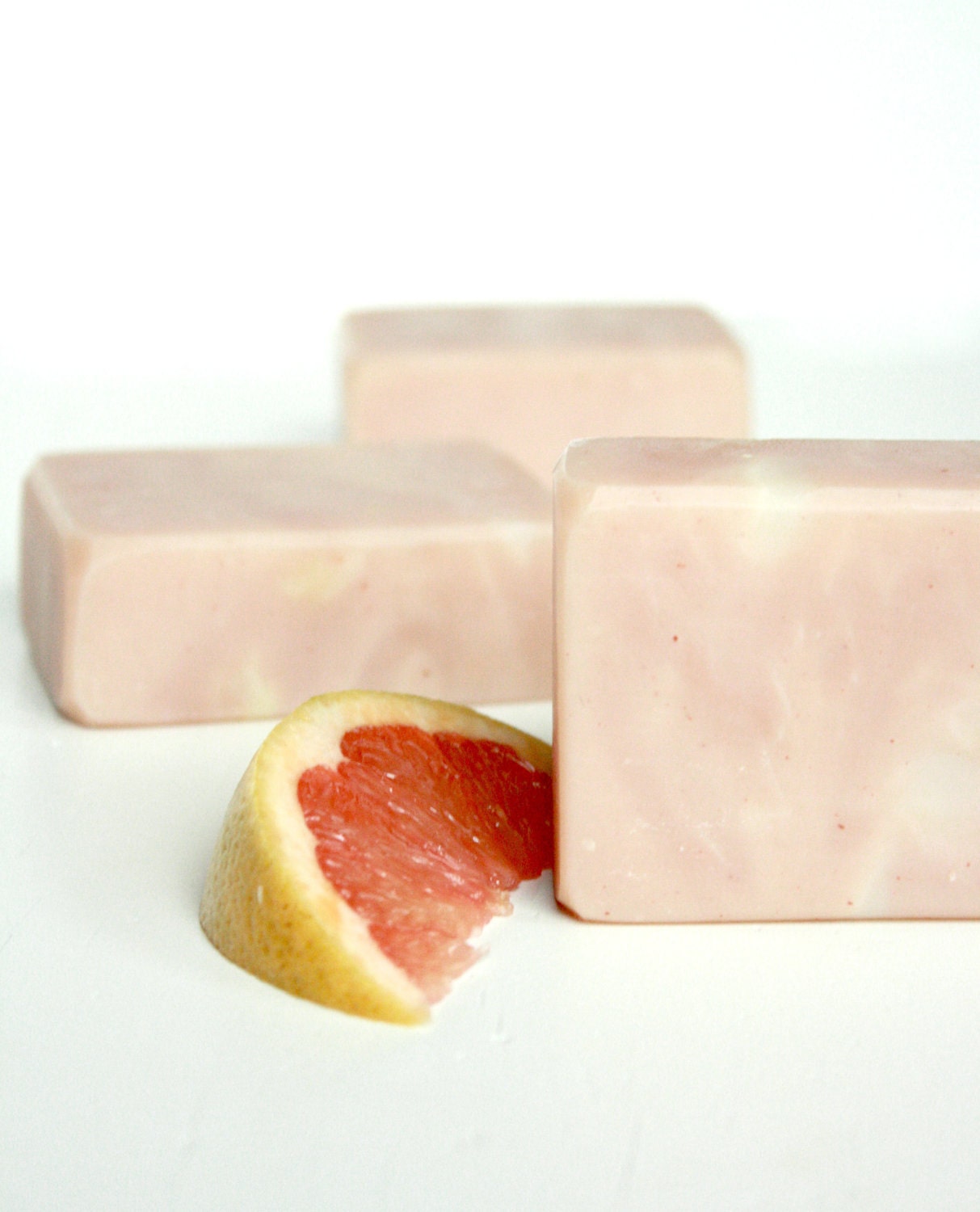 Grapefruit Aloe Soap / Eco Friendly Soap, Handmade Soap Bar / Cold Process Soap