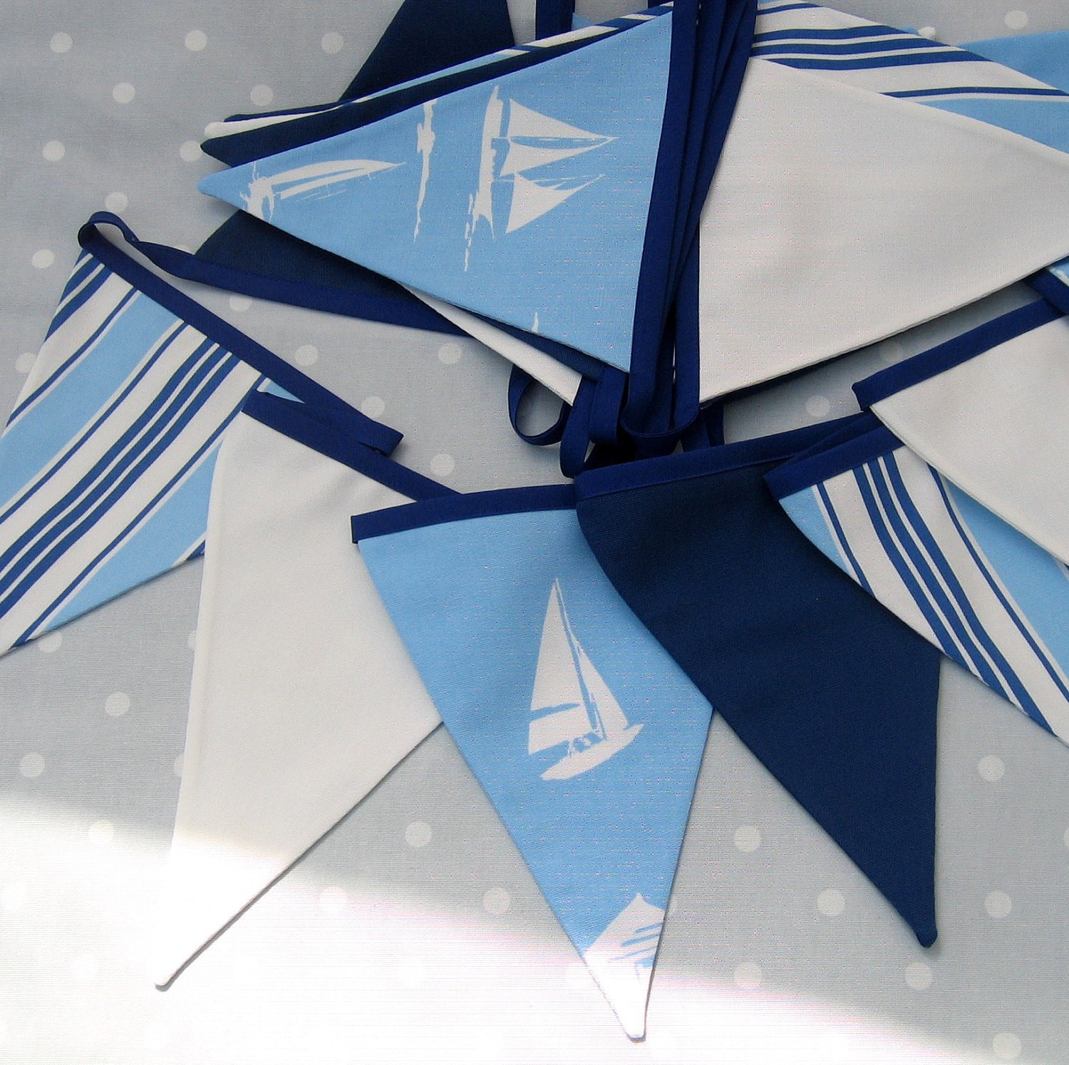 Fabric Bunting  Nautical Style  Blue White Navy   14ft plus ties  16 double sided pennant flags New Handmade