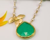 Rare large faceted bezel set Chrysoprase drop with wire wrapped natural freshwater pearls and gold flower necklace Mother's Day Gift