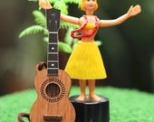 Ukulele Necklace / Brooch