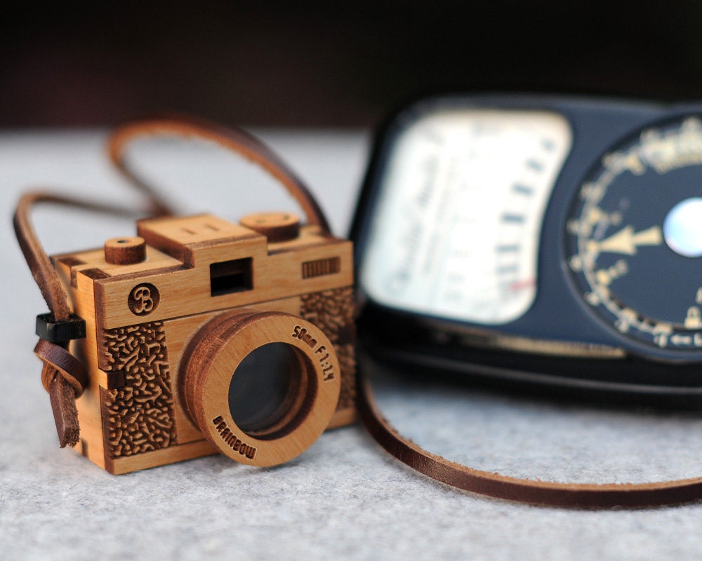 3D Wooden Camera