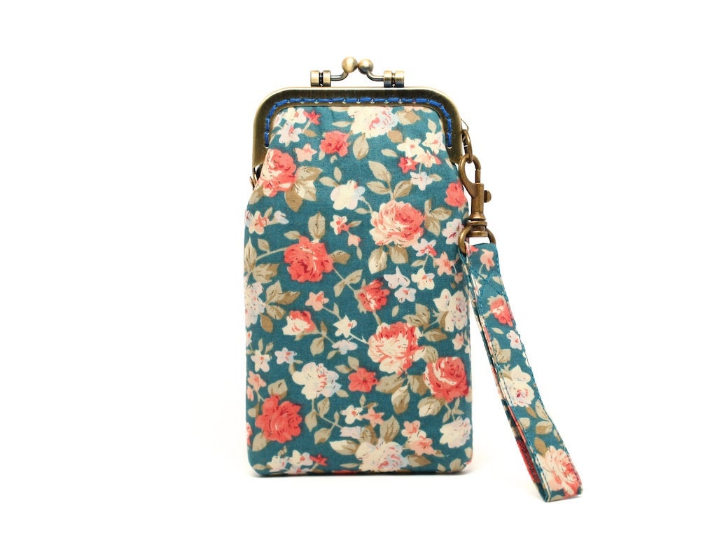 Turquoise roses iPhone kisslock clutch