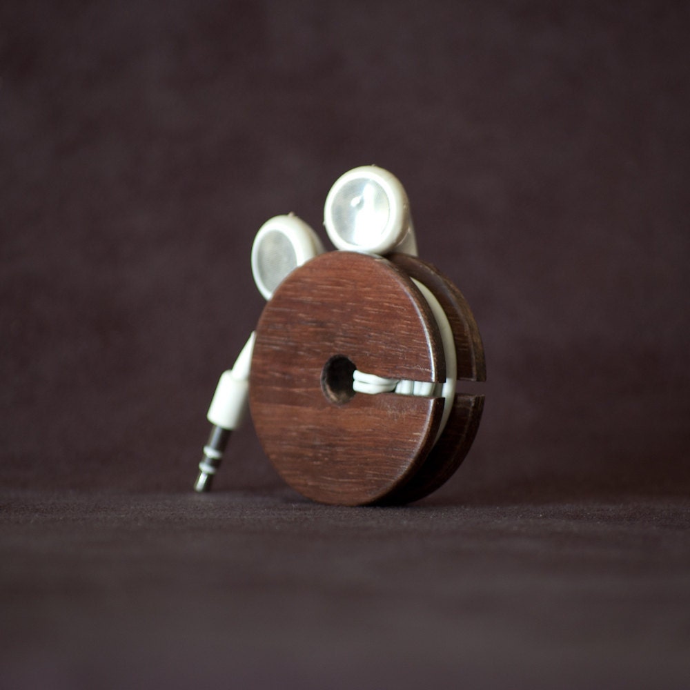 Wood Earbud Holder / Earphone Organizer - East Indian Rosewood