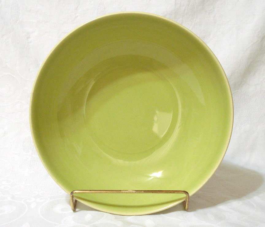 Vintage 1940s Harmony House Symphony 9" Green Serving Bowl