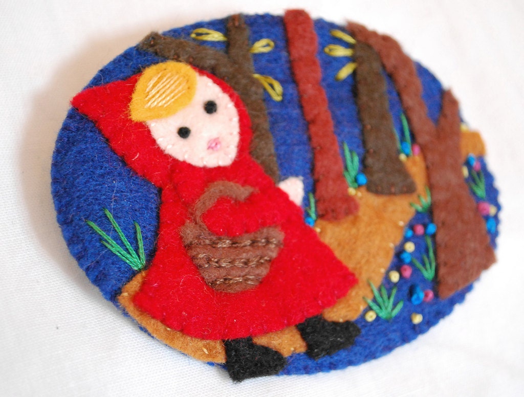 Little Red Riding Hood brooch