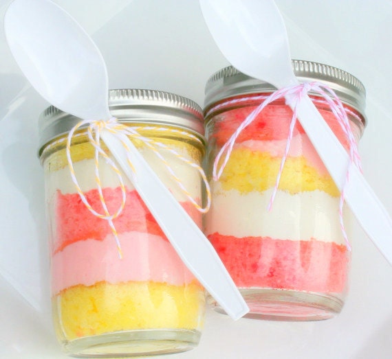 Screaming Strawberry Lemonade Jar Cake 8 pack