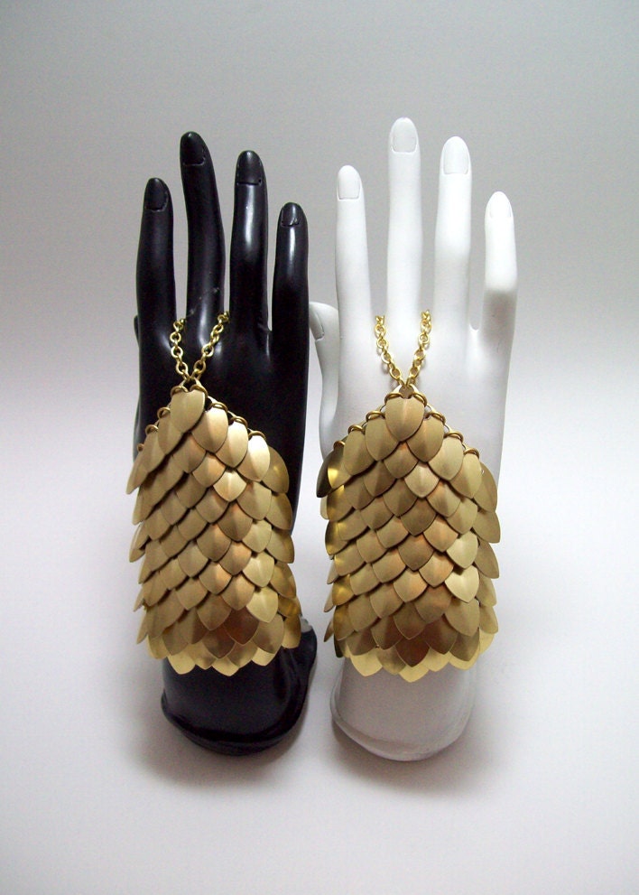 Slave bracelet, chainmaille, handflower, fantasy armor, dragon costume, sexy, bellydance jewelry, tribal jewelry, cosplay