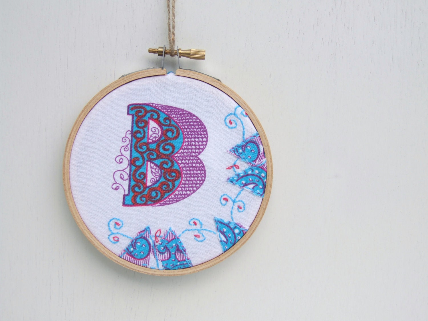 letter B embroidery hoop