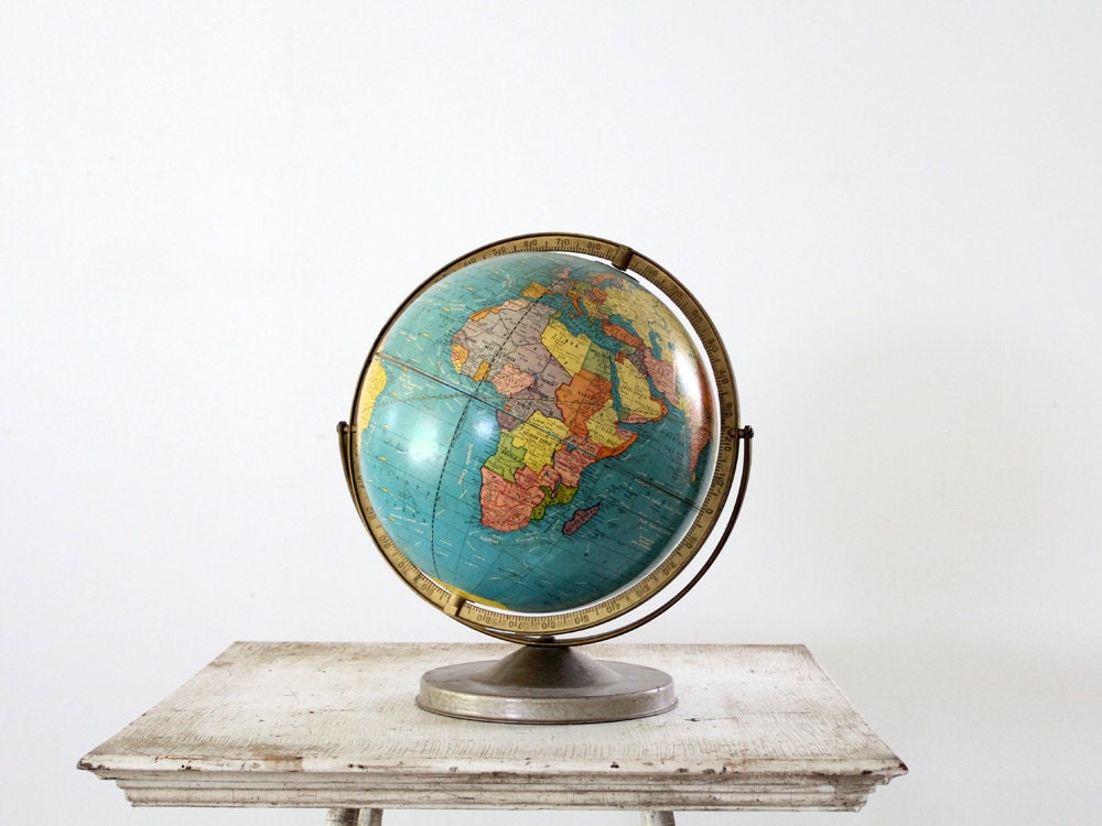 1960s Globe // Scholastic 12 inch World Globe
