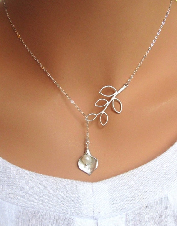 Calla Lily and Branch sterling silver lariat necklace. Bridal. Wedding. Bridesmaids Gift. Everyday Wear.