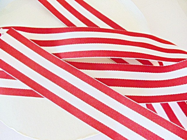 Crisp Red and White nautical striped 1 1/2 inch grosgrain ribbon Il_570xn