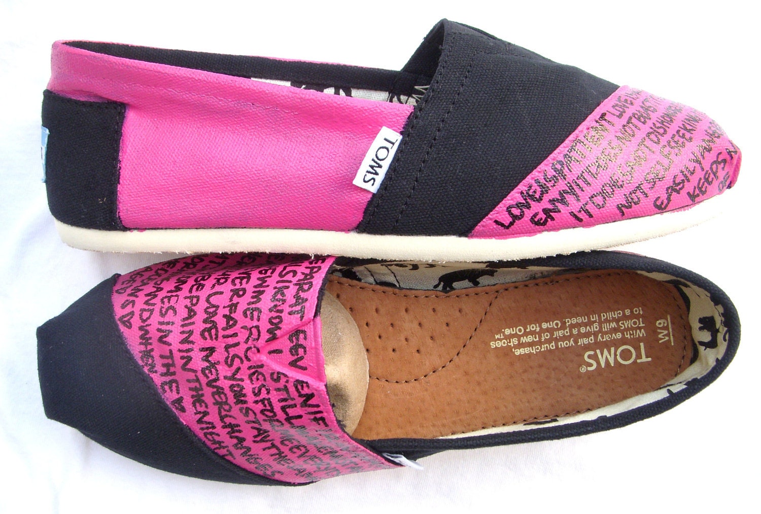 The Maddie - Fuscia and Black Custom TOMS