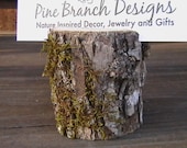 Rustic Placecard Holders Set of 8 Natural Branch Bark Woodland Texture  Green Fun fairy dwellings