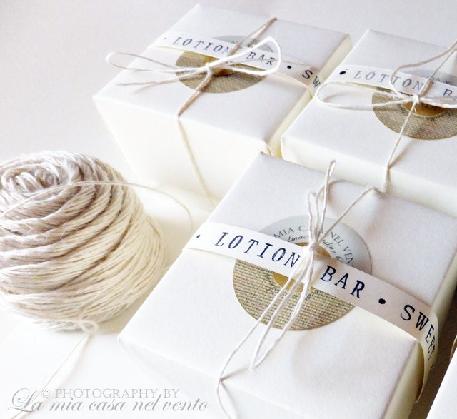 Solid Lotion Bar , a delicate blend of Ylang Ylang Orange, whit Cocoa and Shea Butter