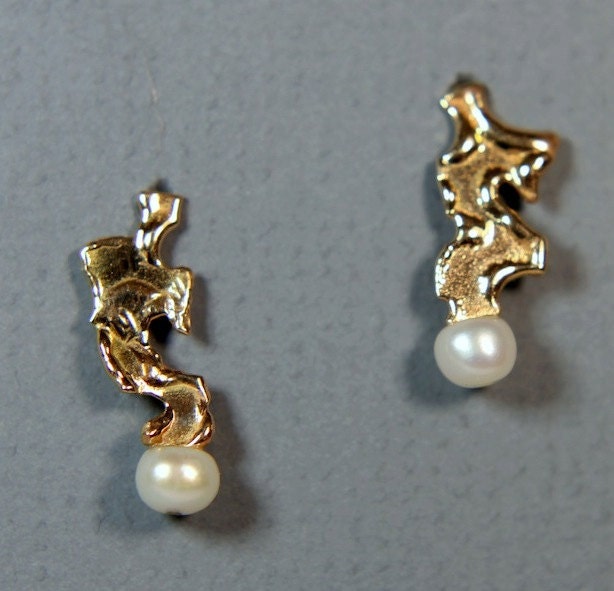 Pretty Young Thing 14k Gold and Pearl Earrings