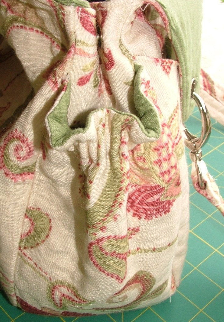 Purse PDF pattern INSTANT DOWNLOAD Handbag sewing tutorial - "Bella", handmade floral handbag, tote or shoulder bag