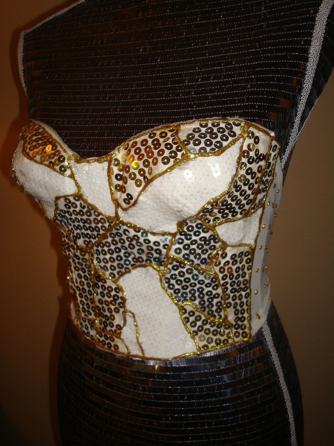 AMAZING VINTAGE Corset Bustier in Metallic Gold White Sequins