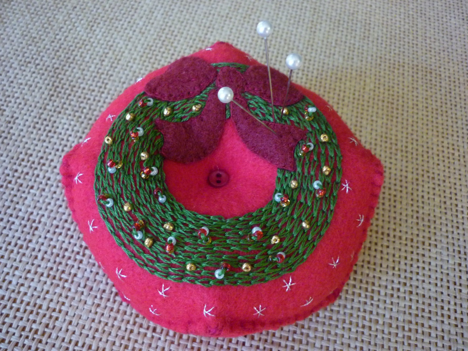 Hand Embroidered "Christmas Wreath" Felt Pin Cushion