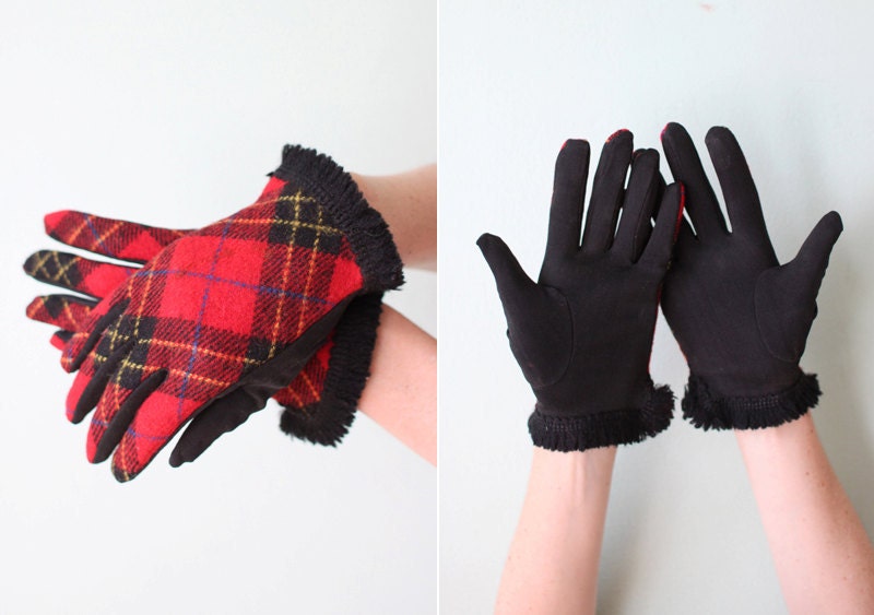 vintage 1950's red & black plaid wool handbag with matching gloves
