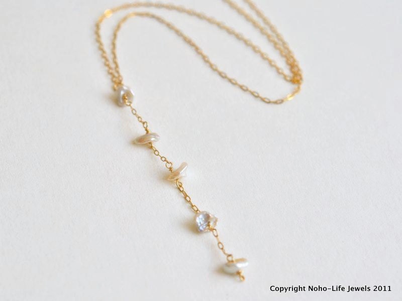 Cream Pink Keshi Pearls Gold Necklace
