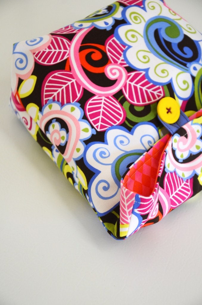 Colorful Swirls Pouch /  lunch bag / cosmetic and travel case/ snack pouch