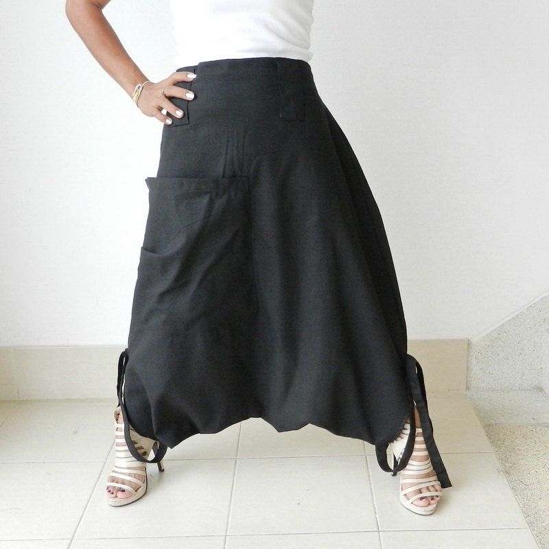 SALE 30 % Off Linen Cotton Black Color, Triangle,Yoga, Ninja Pants.Unisex.