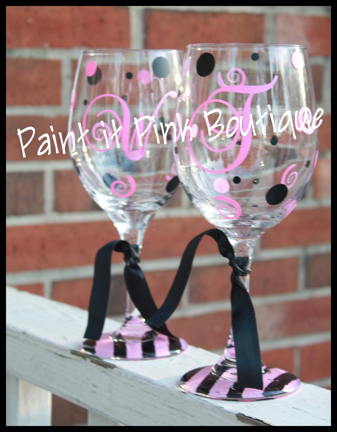 Personalized Wineglass w/ extra design on base