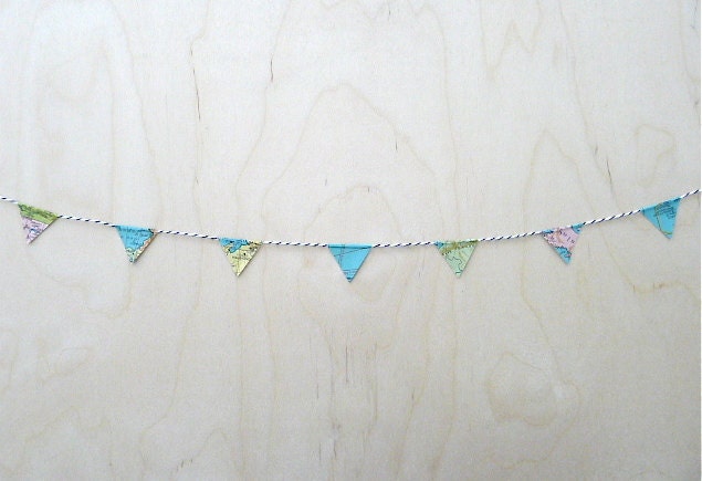Vintage World Map Garland