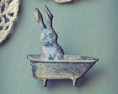 bunny in the bathtub brooch. - bellehibou