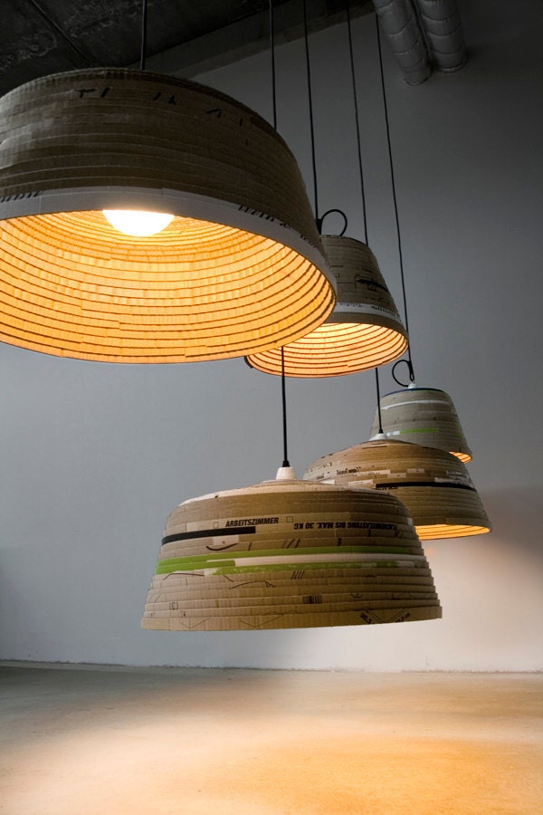 Reclaimed Cardboard Lamp 'Beute' Small
