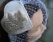 bridal hat heart shaped rhinestones and veil