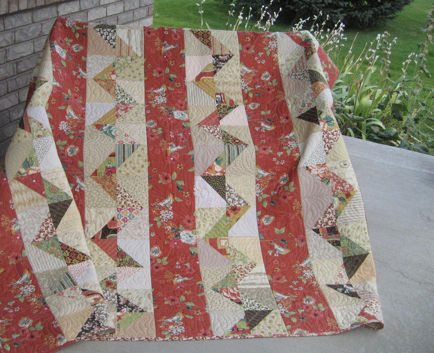 Queen Size Bed Quilt - Rick Rack Road in Creams and Reds