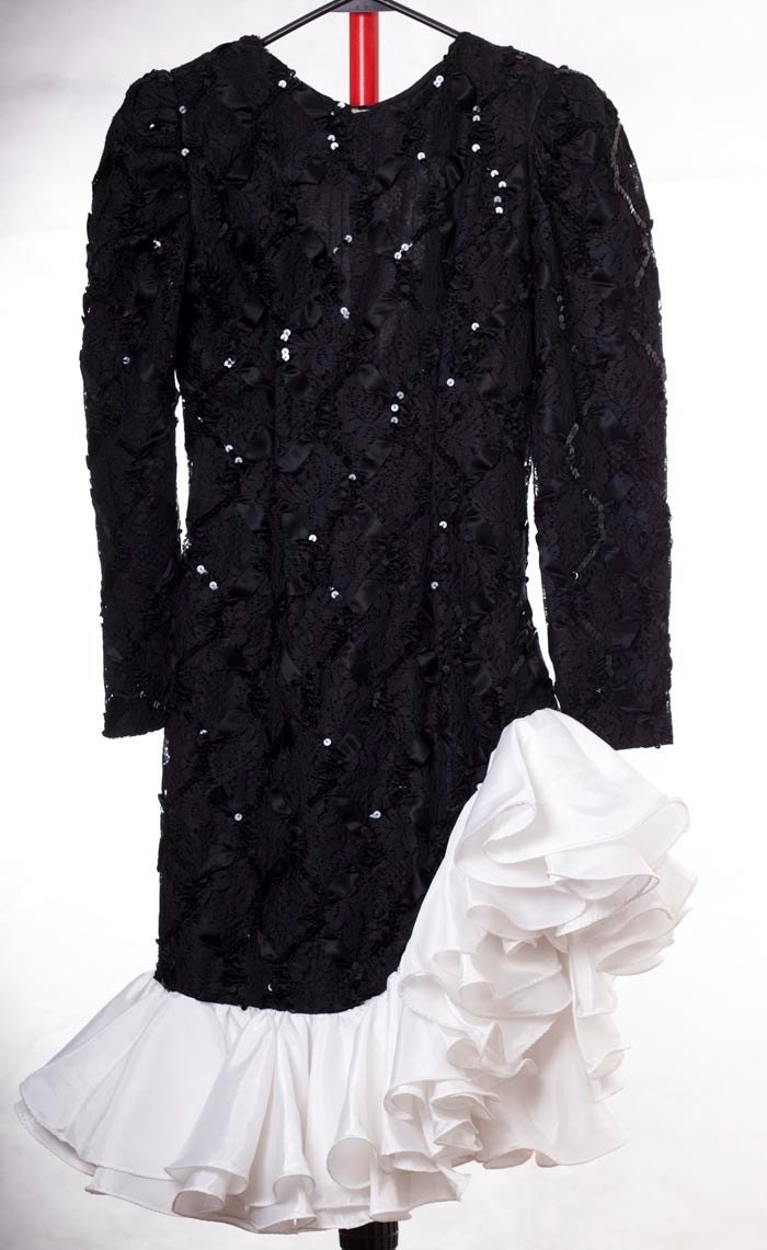 Beautiful vintage designer formal/prom/party dress with sequins and ruffles and ribbons