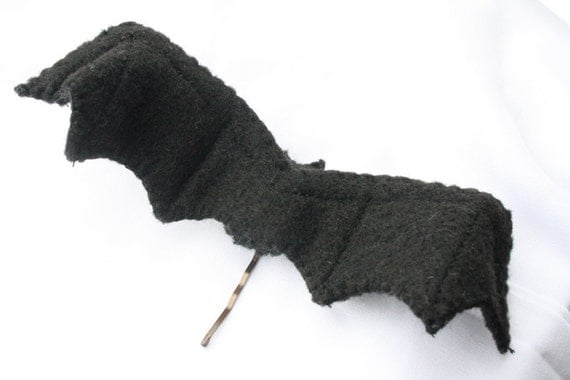 black bat Halloween hairpin