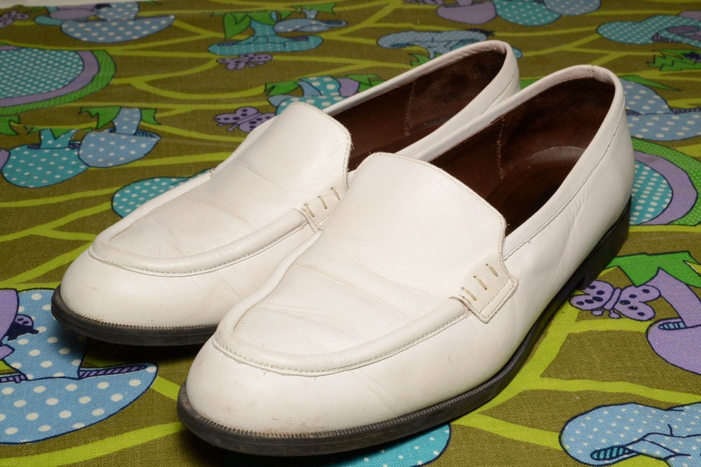 White Loafers Size 10 Eddie Bauer